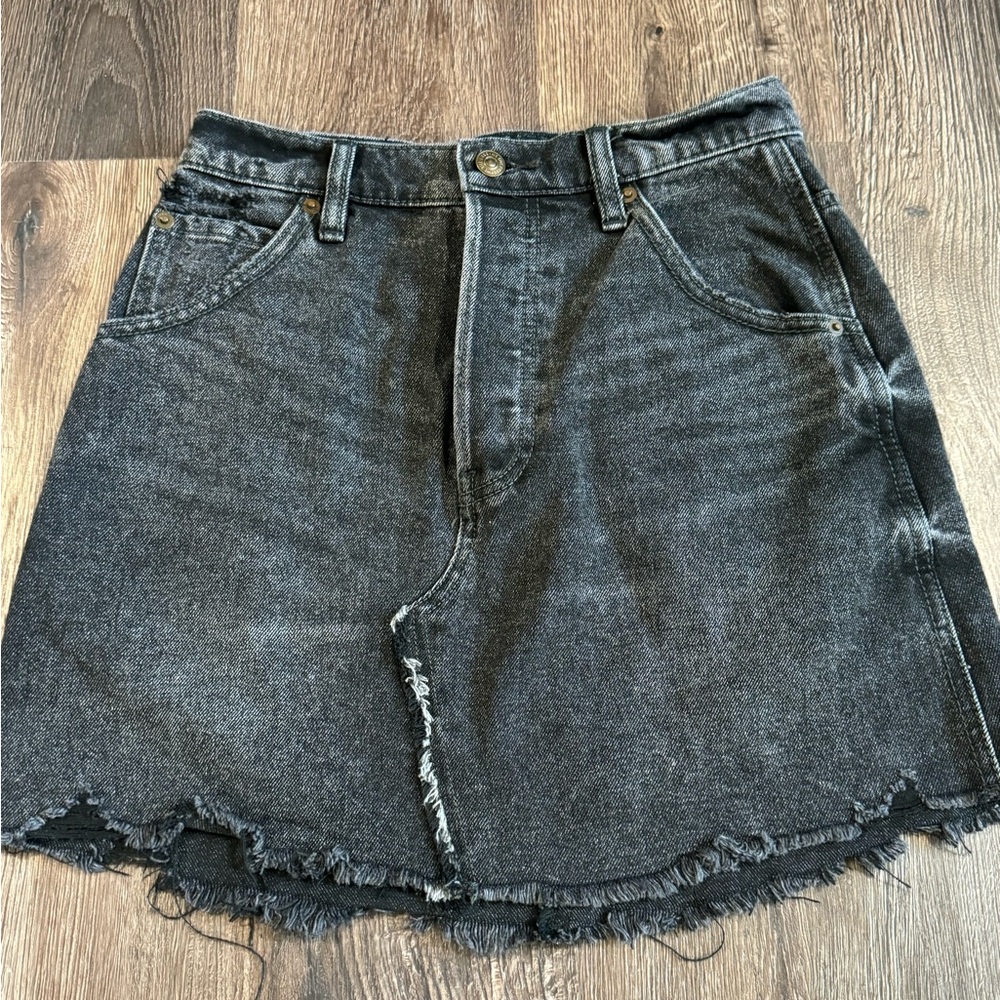 Free people black denim skirt sz 26.